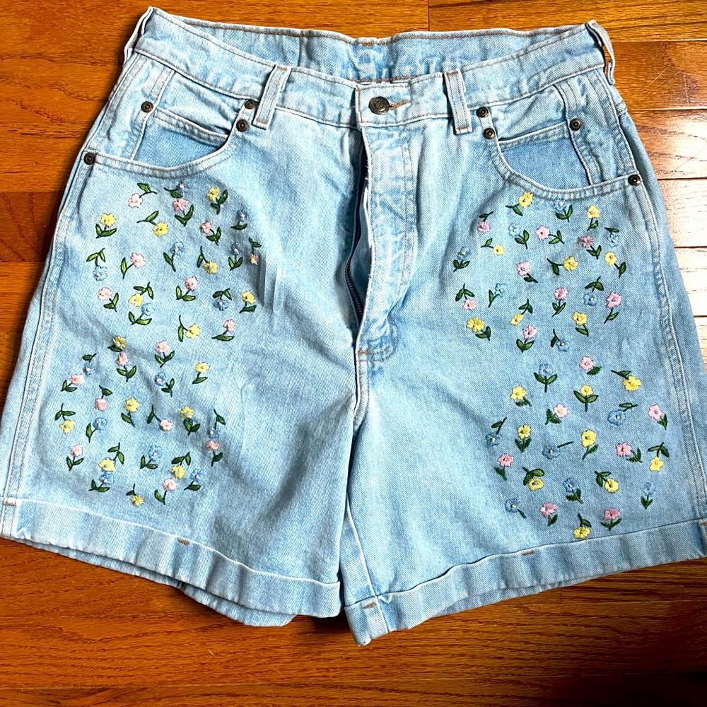 Vintage light wash denim shorts. Hand embroidery done my yours truly 😊
